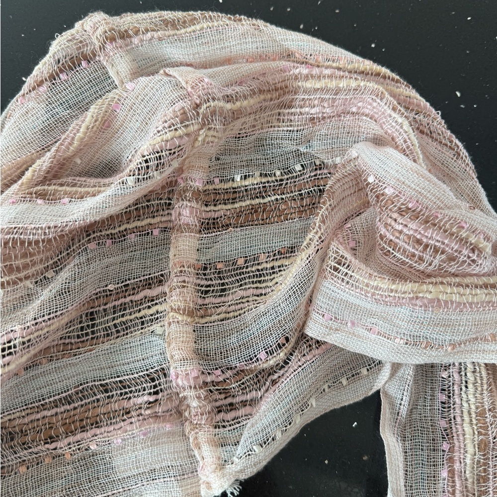 Elegant Pink and White Women's Scarf - Picture 4 of 5